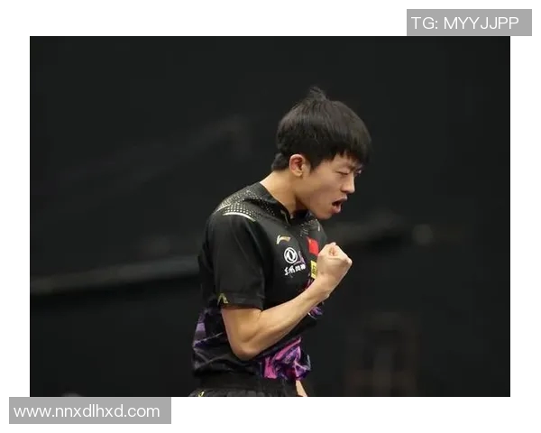 足球场上的搞笑天才00后明星们的趣事与精彩瞬间