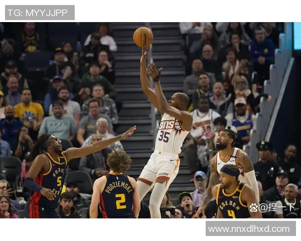 勇士队与太阳队激战第二场13号比赛精彩回顾与分析 勇士队与太阳队激战第二场13号比赛精彩回顾与分析